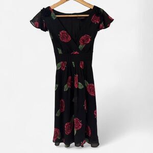 Y2K Betsey Johnson mini dress 100% Silk black & red rose print flutter sleeve